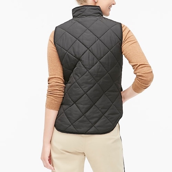 J. Crew Puffer Vest with Snap Pockets Size XS - Picture 3 of 7